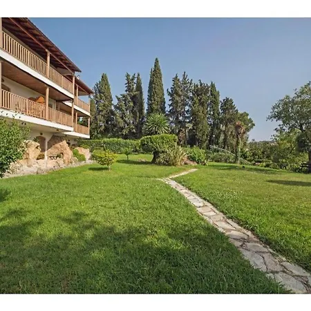 Corfu Club Executive Aparthotel